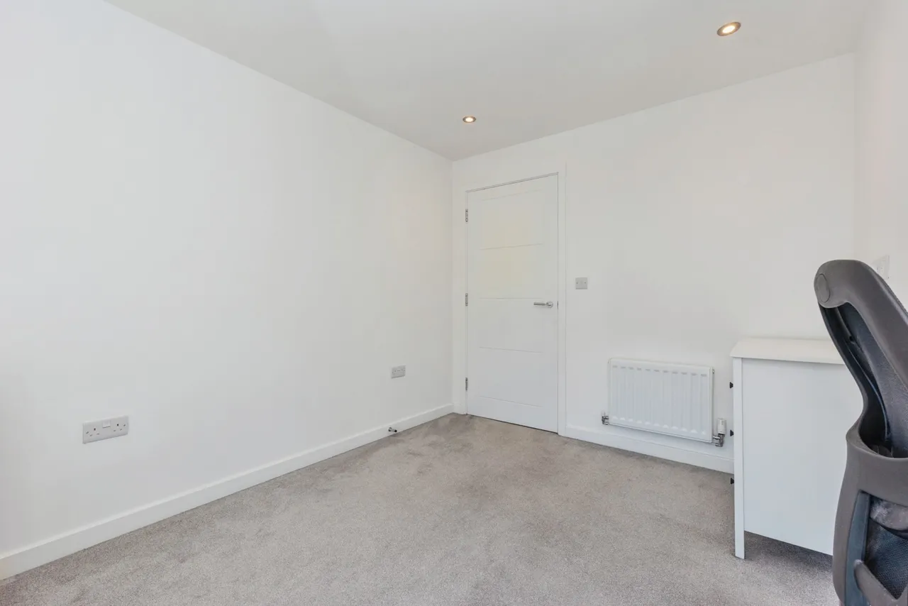 Emmeline Pankhurst Drive, Stretford, Manchester, M32, photo 13