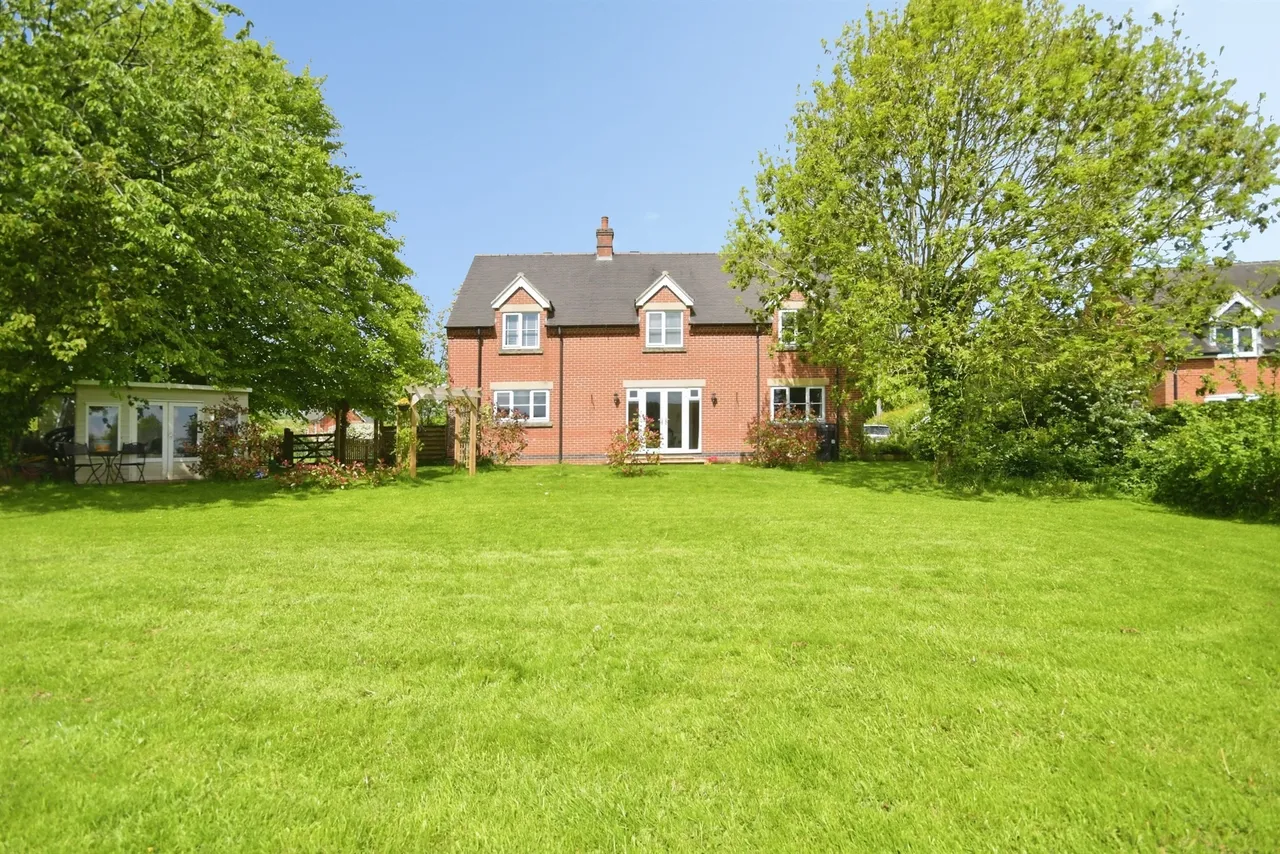 4 bed house for sale — Church Lane, Mayfield, Ashbourne