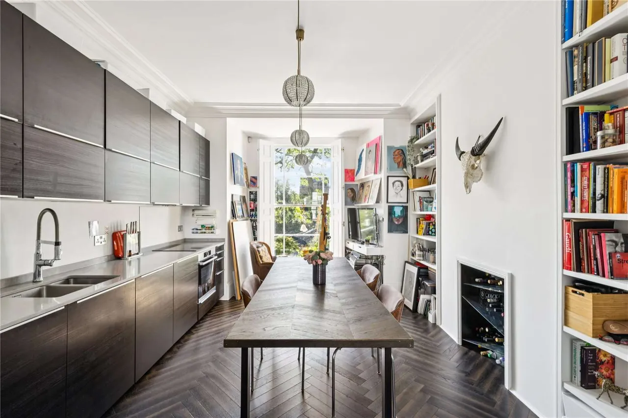 St. Augustines Road, Camden, London, NW1 9RN, photo 4