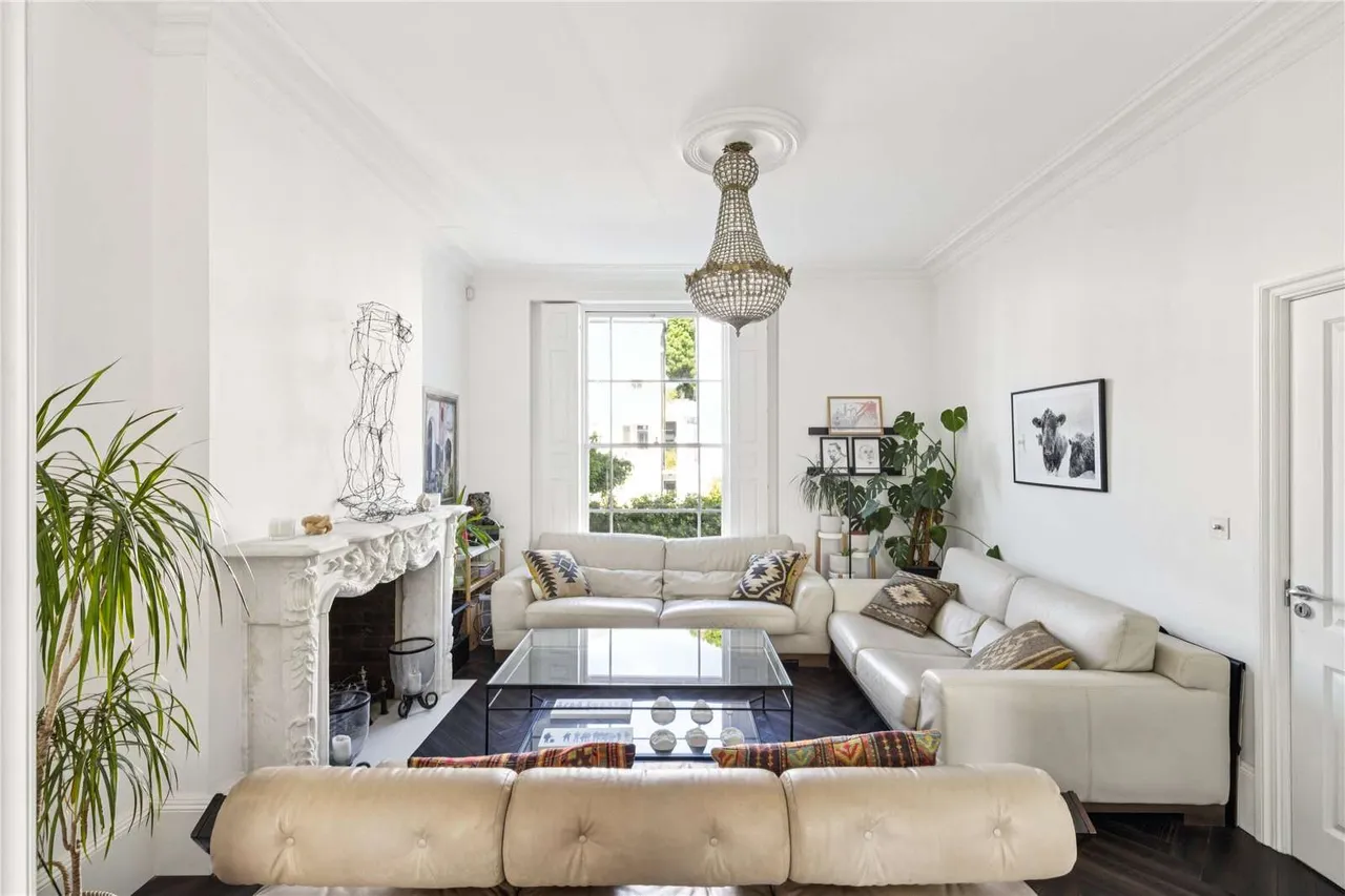 St. Augustines Road, Camden, London, NW1 9RN, photo 3