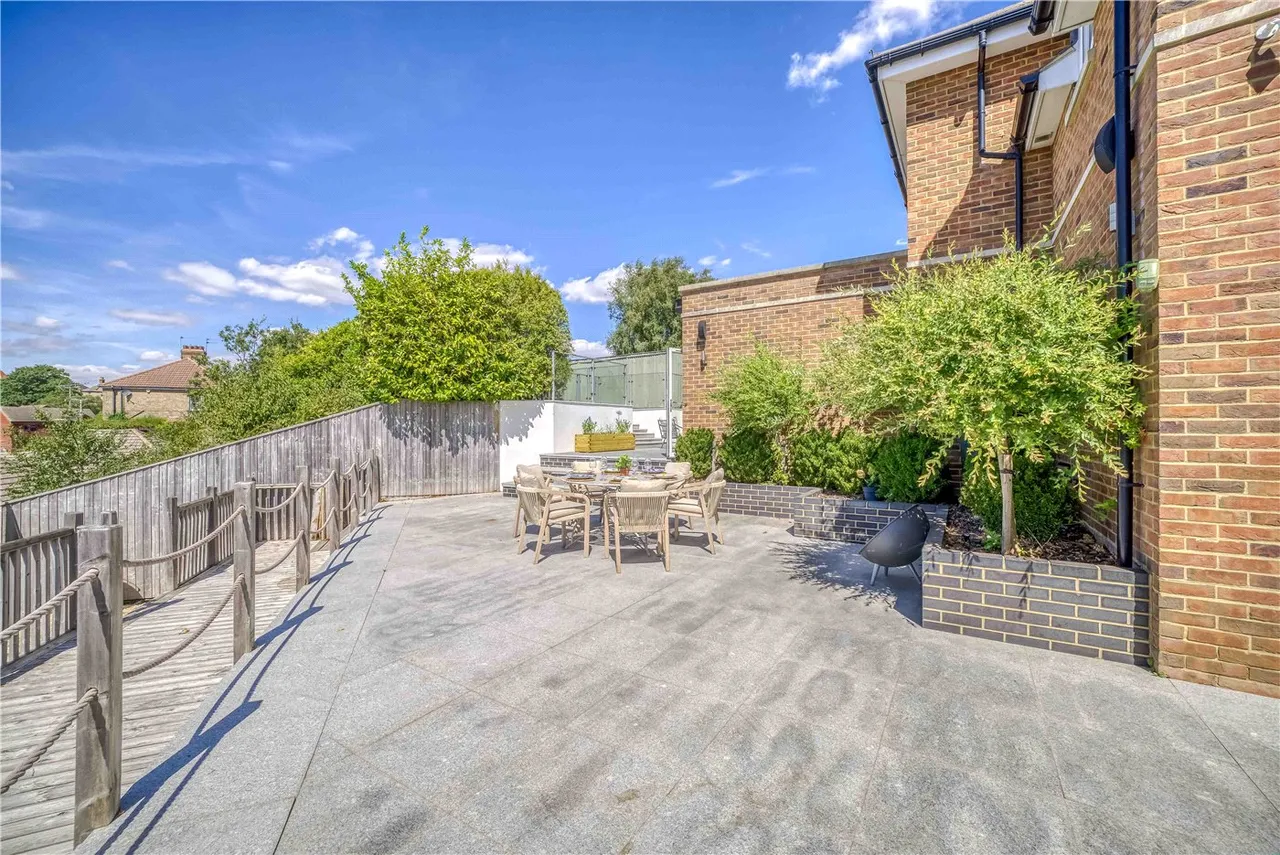 Doyne Road, Lower Parkstone, Poole, BH14, photo 4