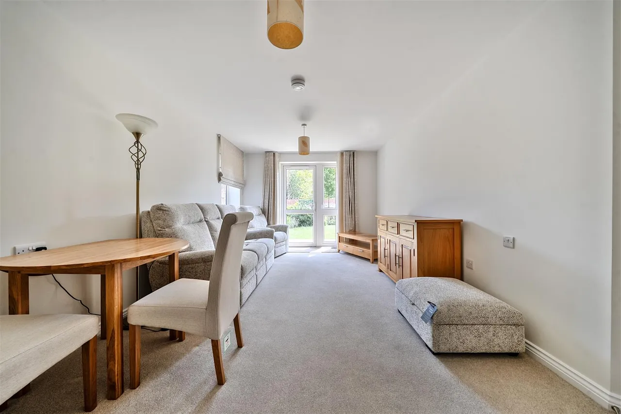 Trinity Street, Fareham, PO16, photo 5
