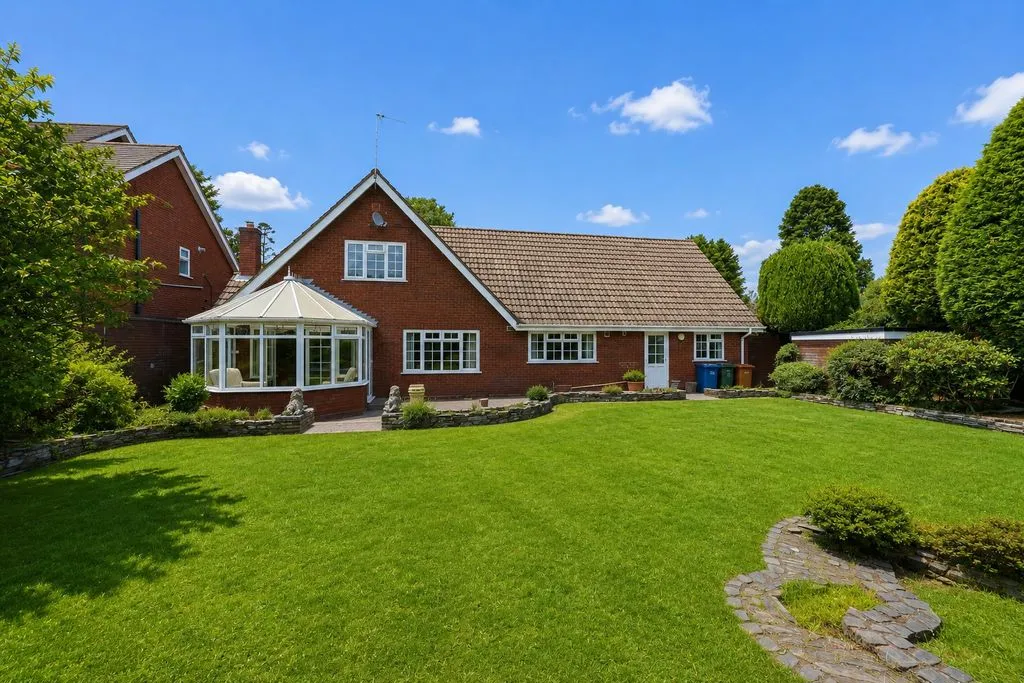 Barns Croft, Little Aston, B74, photo 18