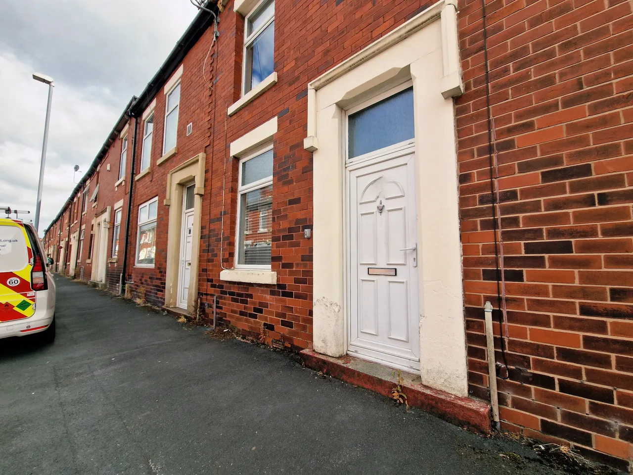 3 bed house to rent — Bridge Road, Ashton-On-Ribble, Lancashire, PR2 2JU