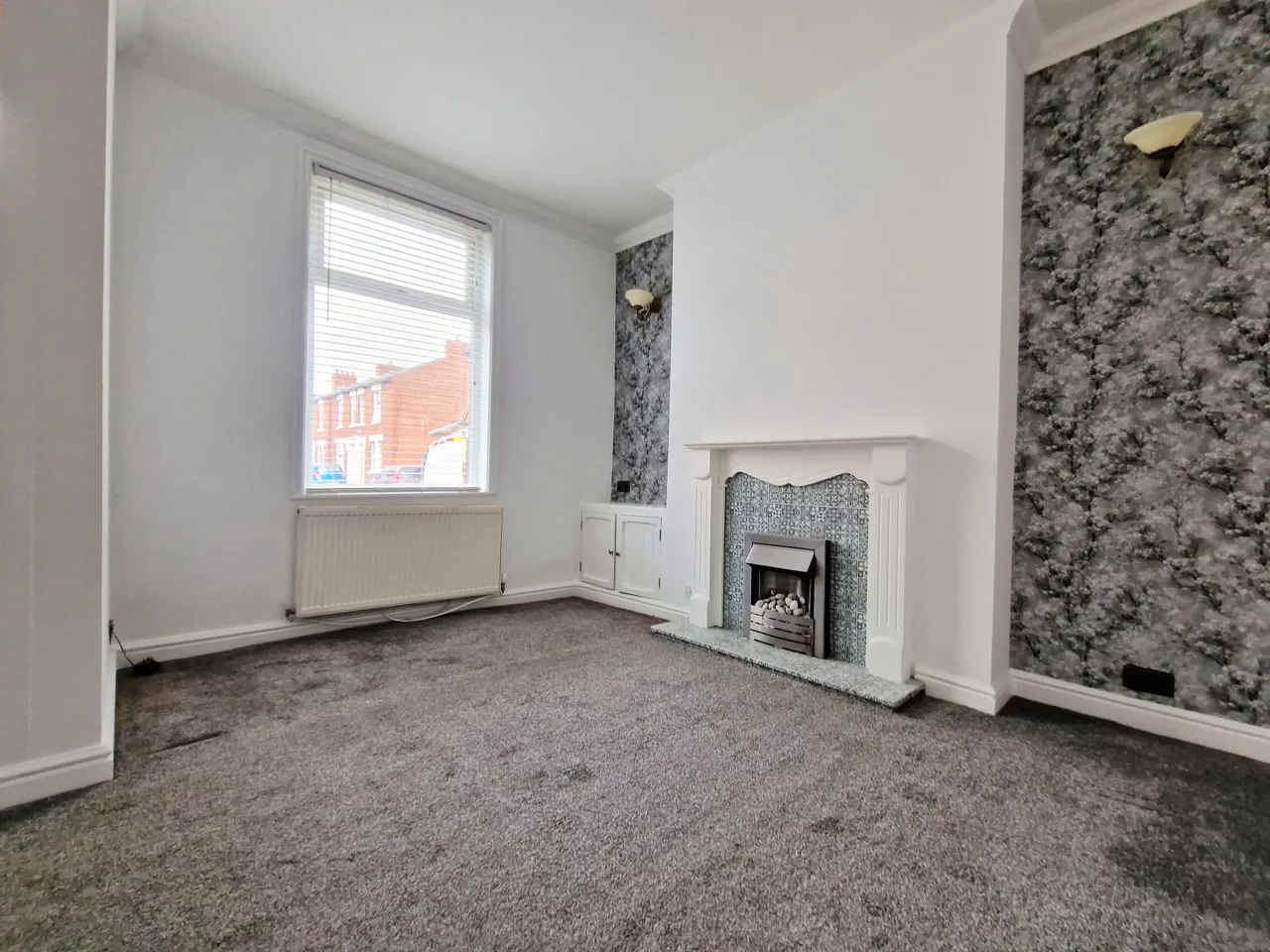 Bridge Road, Ashton-On-Ribble, Lancashire, PR2 2JU, photo 2