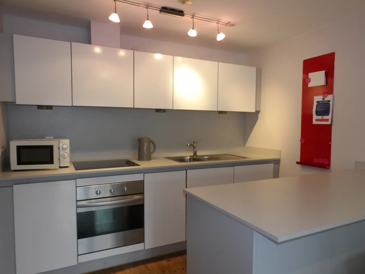The Hub, B4, photo 2