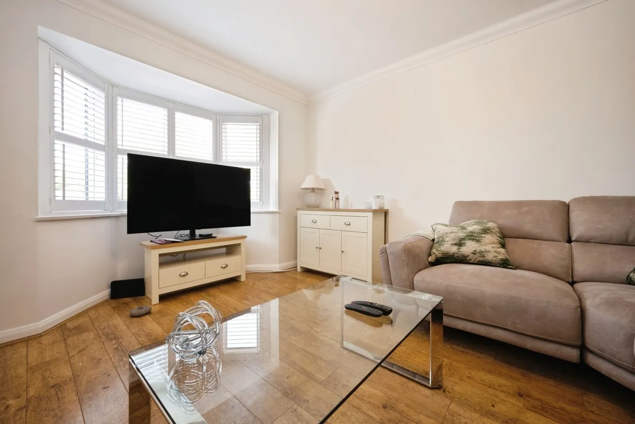 Loak Close, Clapham, Bedford, Bedfordshire, MK41, photo 2