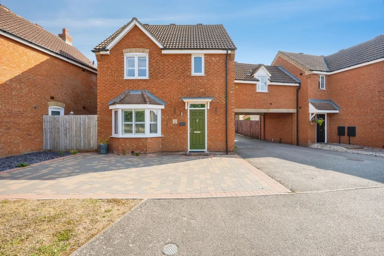 4 bed house for sale — Loak Close, Clapham, Bedford, Bedfordshire, MK41