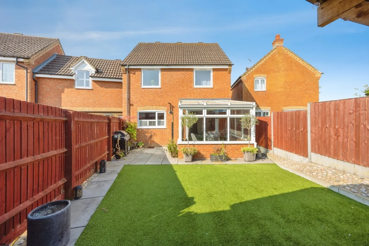 Loak Close, Clapham, Bedford, Bedfordshire, MK41, photo 17