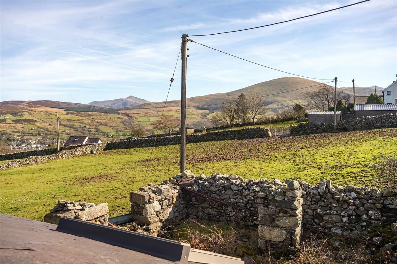 Waunfawr, Caernarfon, LL54, photo 20