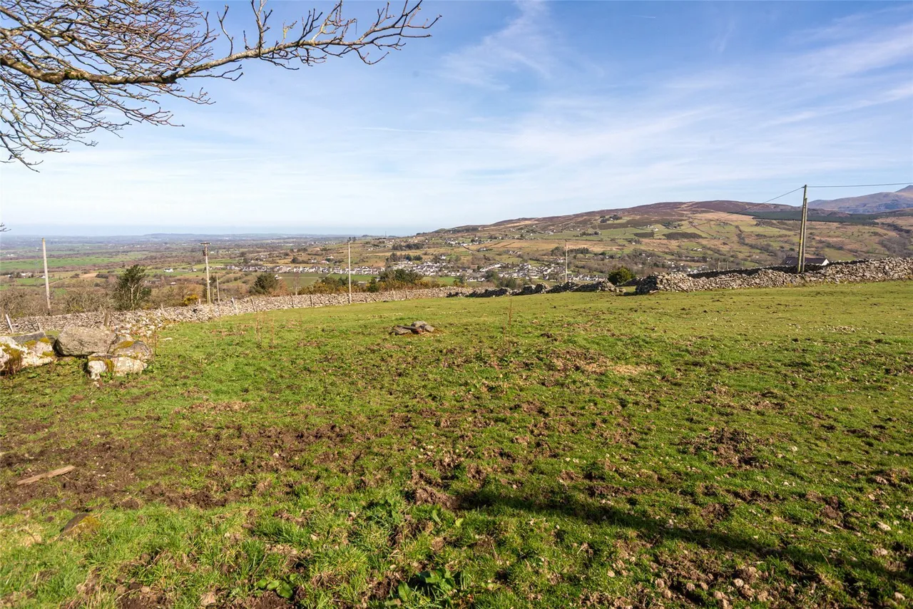 Waunfawr, Caernarfon, LL54, photo 23