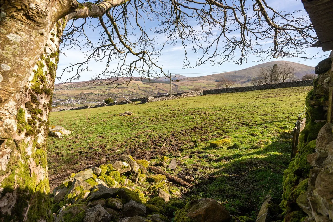 Waunfawr, Caernarfon, LL54, photo 11