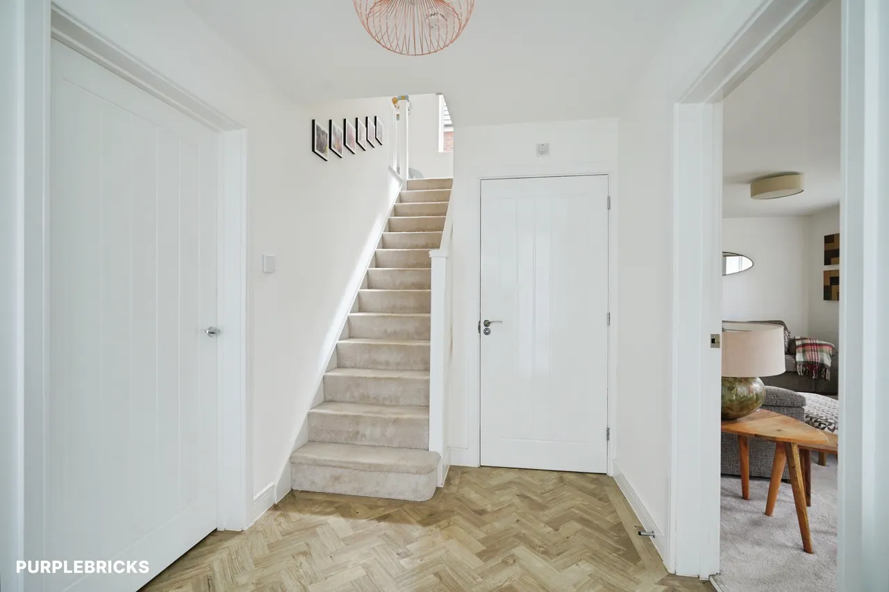 Stroudley Drive, Midway, DE11, photo 9