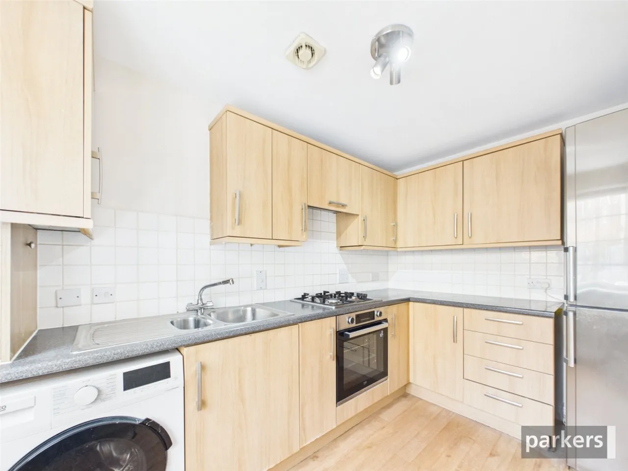 Wayside, Winnersh, RG41, photo 2