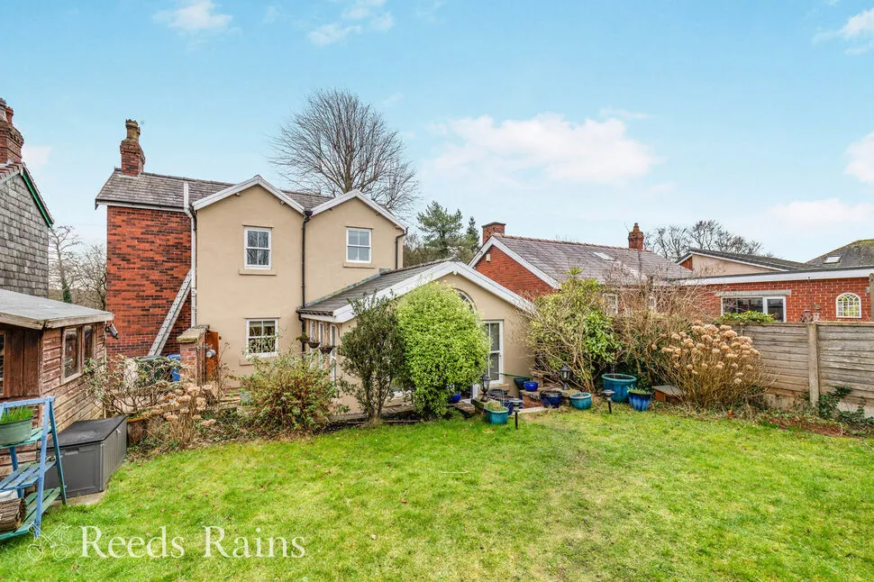 Preston Road, Clayton-le-Woods, PR6, photo 2