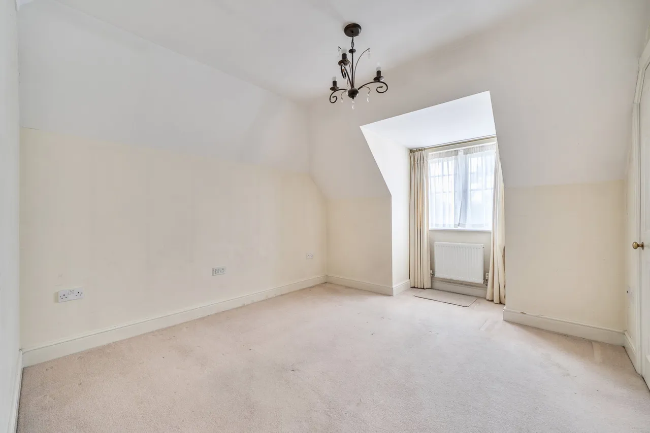 Marsh Road, Pinner, HA5, photo 11