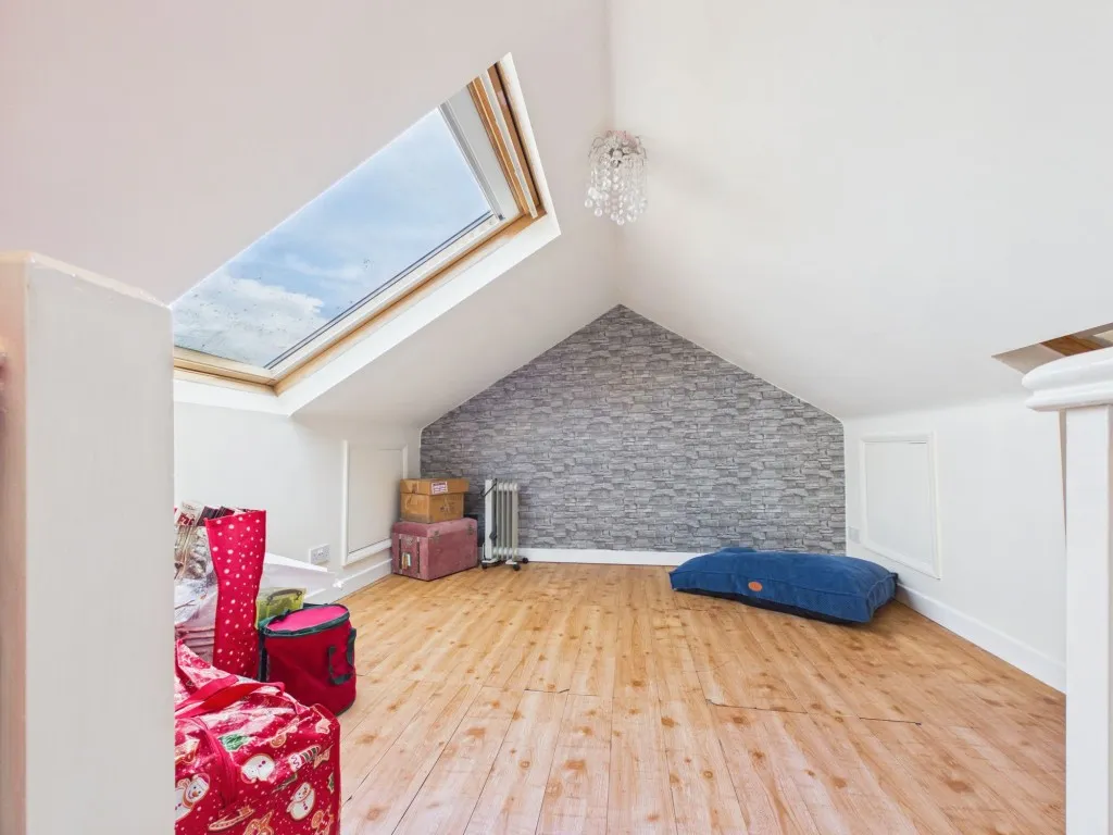Larchside Close, Spencers Wood, RG7, photo 15