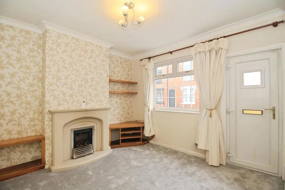 Charles Street, Hinckley, LE10, photo 4