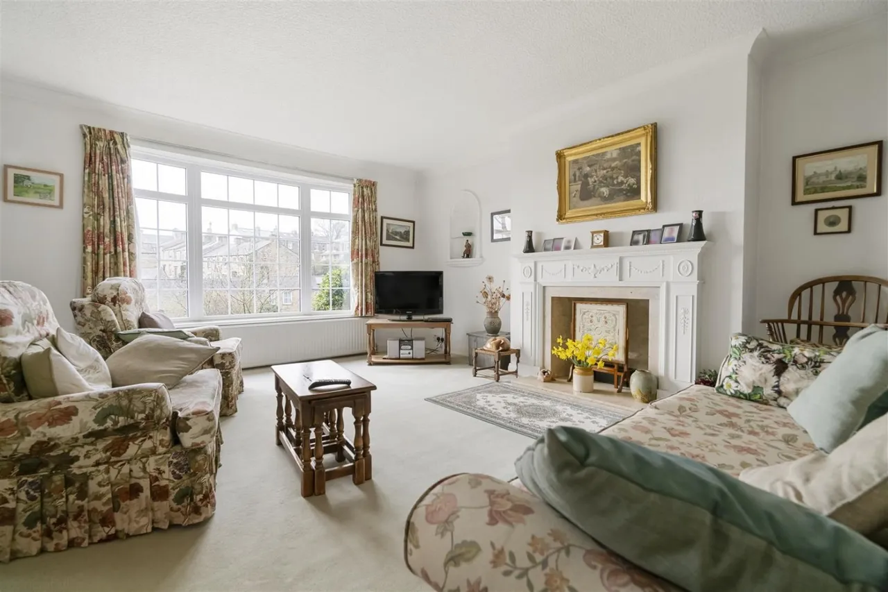 Woodlands, Chapel Hill, BD23, photo 10