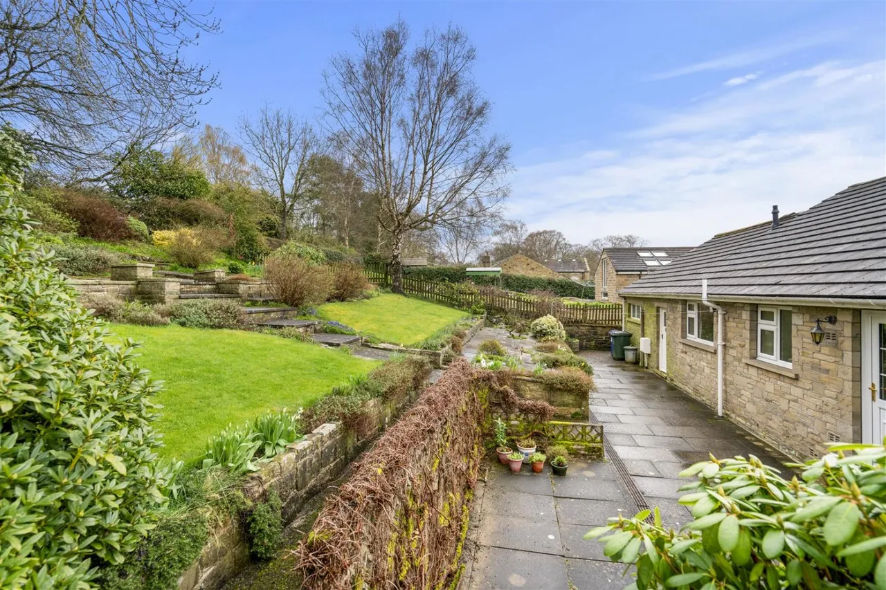 Woodlands, Chapel Hill, BD23, photo 5