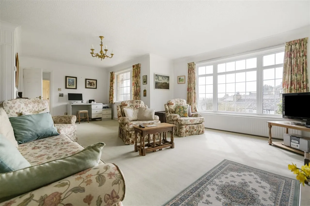 Woodlands, Chapel Hill, BD23, photo 11