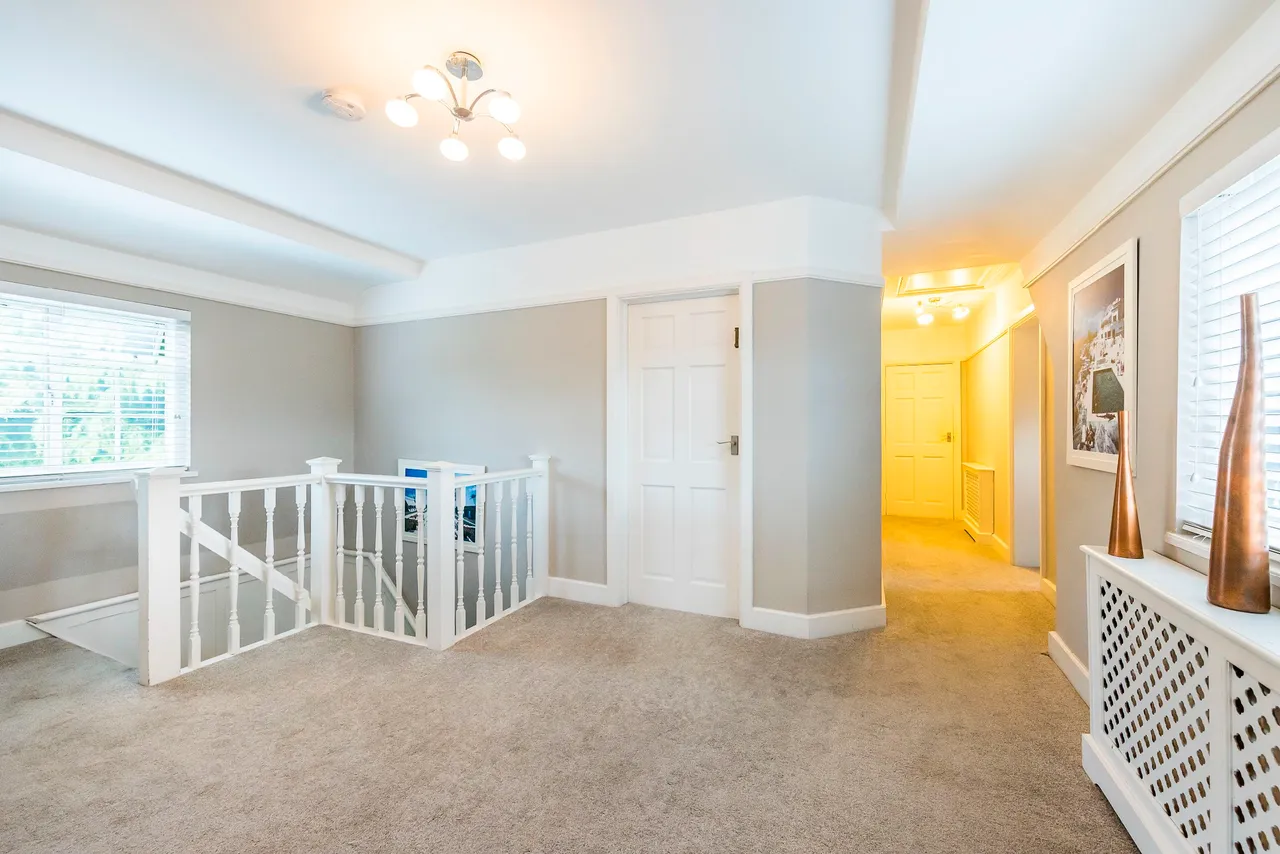 Carroll Hill, Loughton, IG10, photo 18