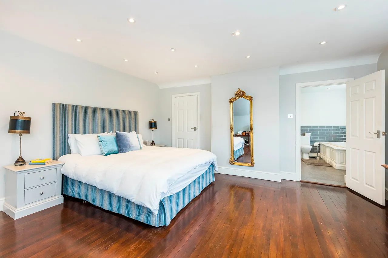 Carroll Hill, Loughton, IG10, photo 19