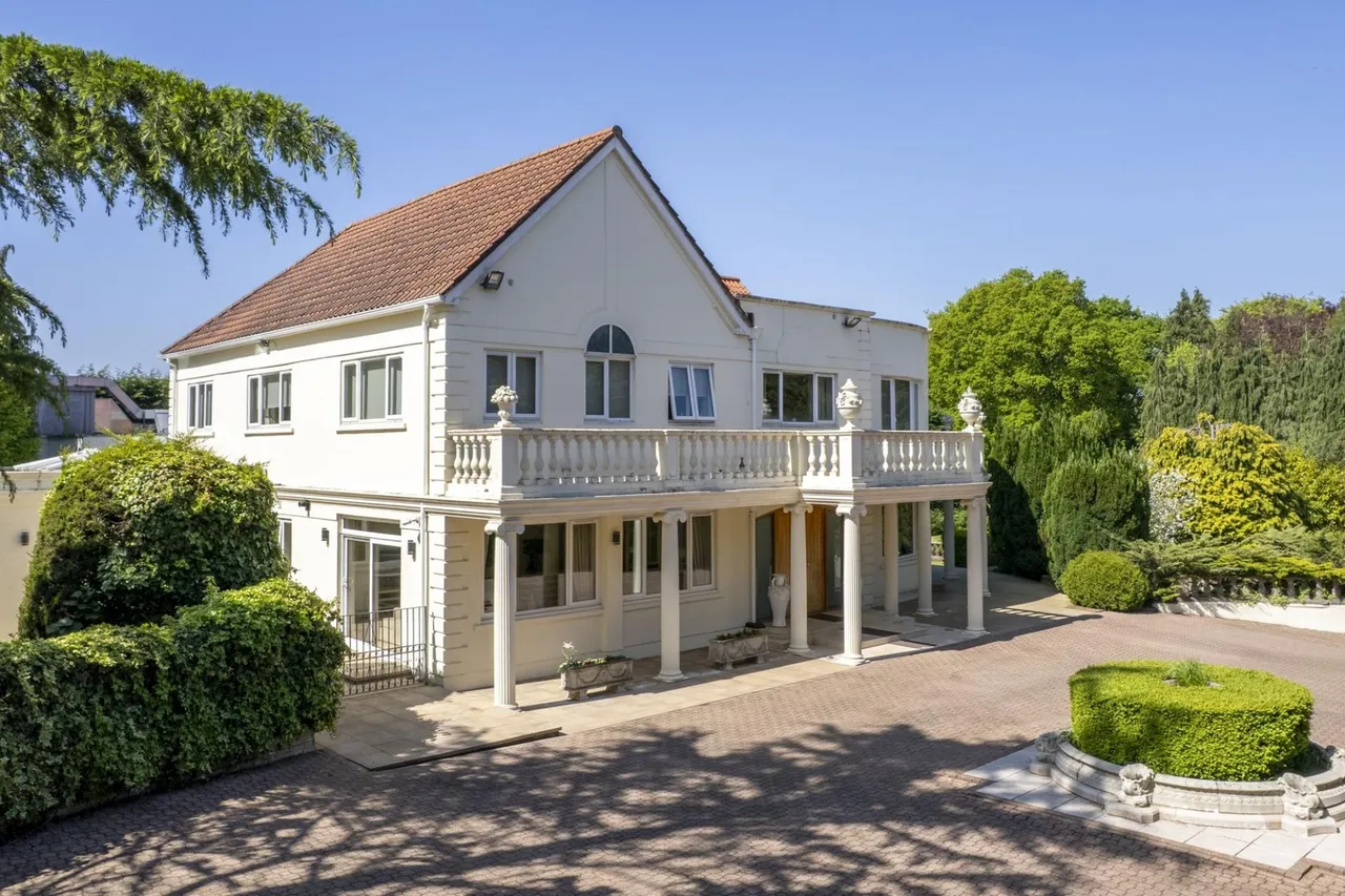 Hollybush Road, Cardiff, CF23, photo 17