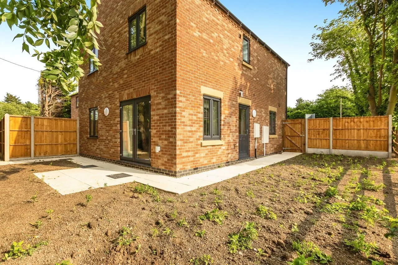 Main Road, Elton, NG13, photo 16