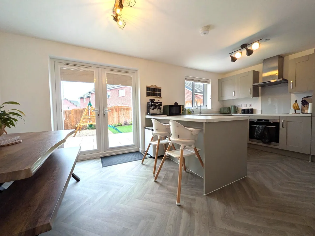 Heol Y Parc, Llanilid, Pontyclun, photo 2