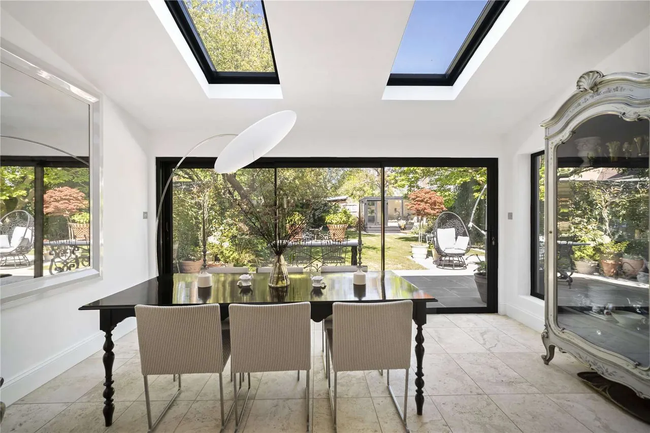 Suffolk Road, Barnes, London, SW13 9NR, photo 2