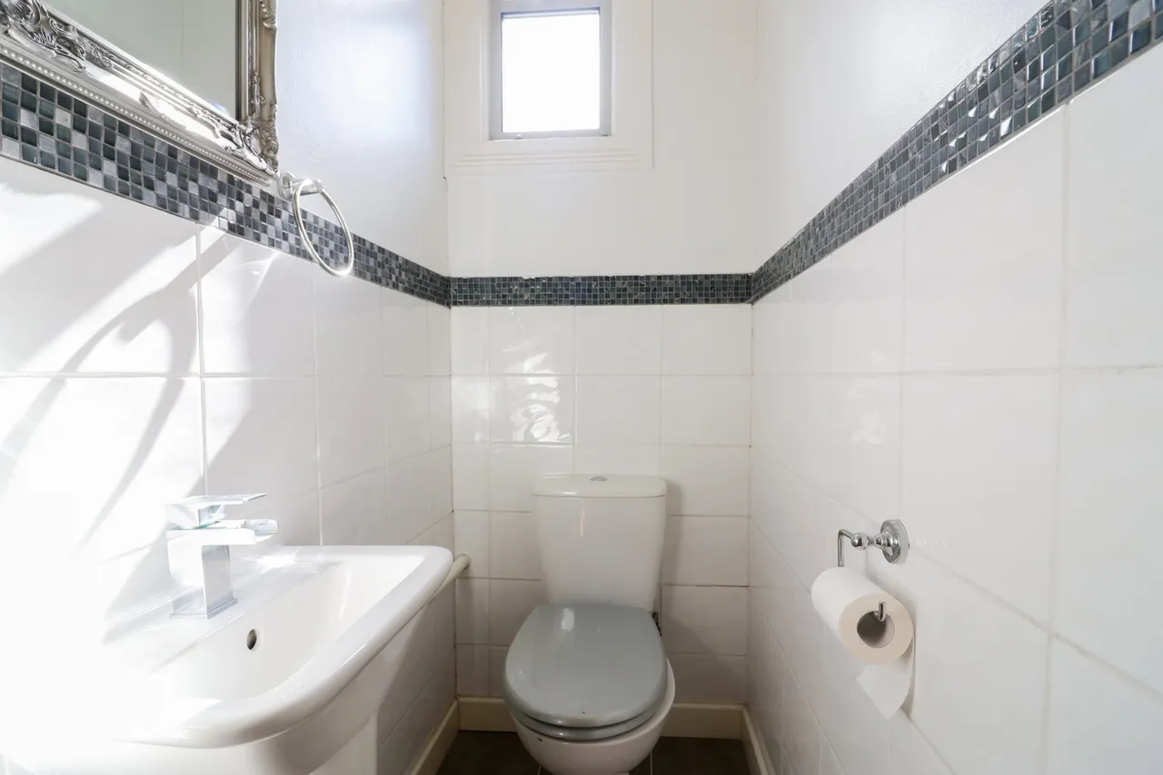 Hermitage Road, London, photo 11
