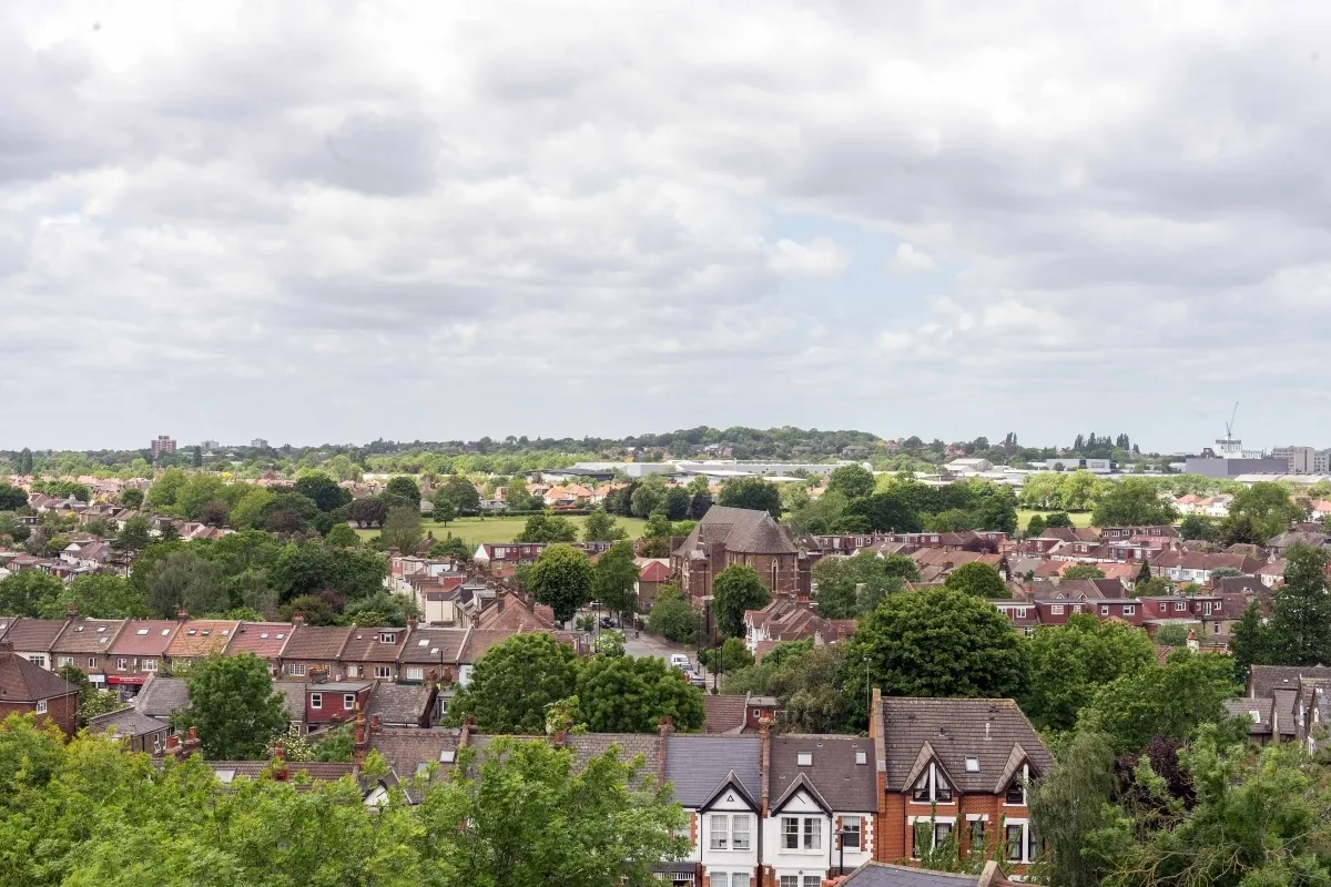 North Acton W3, photo 11
