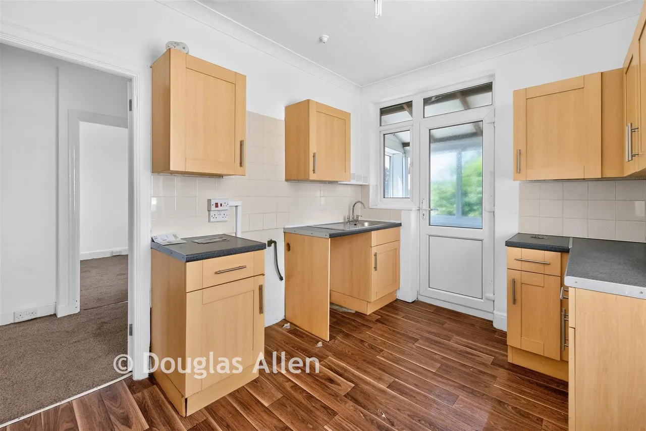 Crystal Avenue, Hornchurch, RM12, photo 12