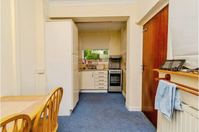 Blakeley Avenue, Wolverhampton, WV6, photo 7