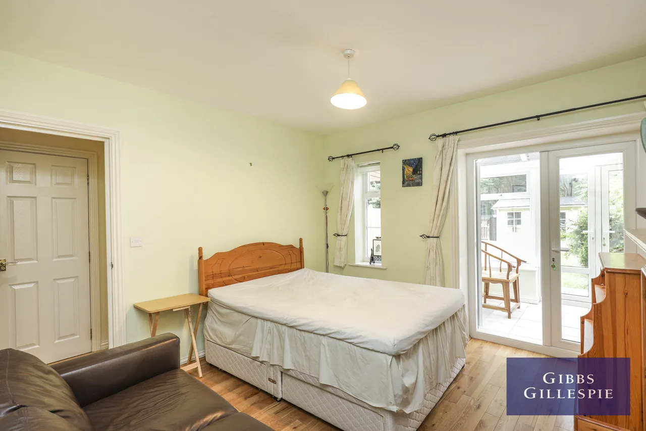 Harlech Gardens, Pinner Fees Apply, HA5, photo 5
