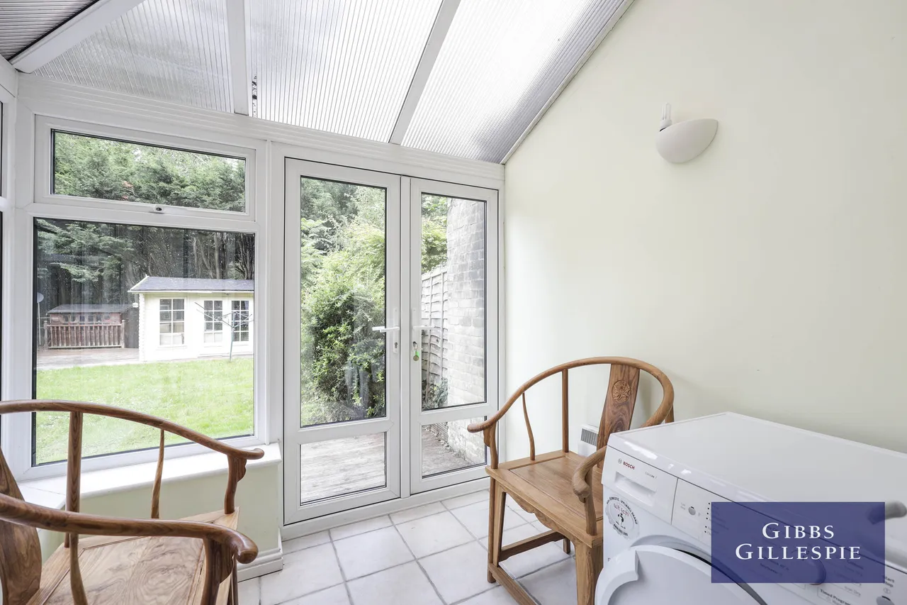 Harlech Gardens, Pinner Fees Apply, HA5, photo 12