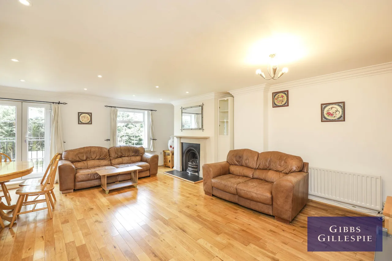 Harlech Gardens, Pinner Fees Apply, HA5, photo 4