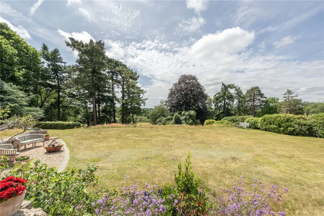 Sandy Lane, Betchworth, RH3, photo 6