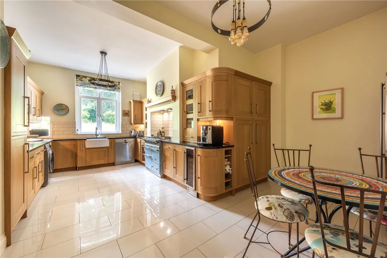 Sandy Lane, Betchworth, RH3, photo 4