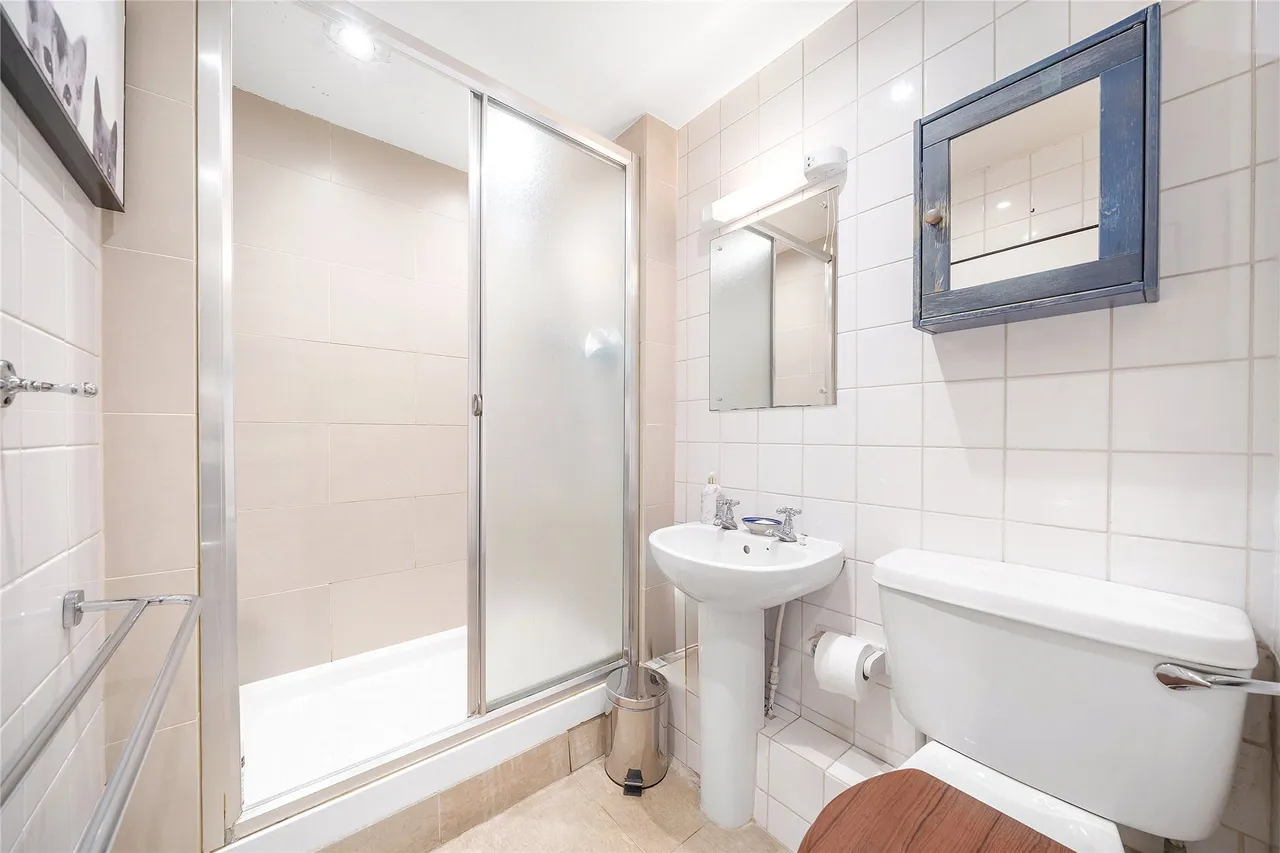Fitzhugh Grove, Wandsworth, London, SW18, photo 8