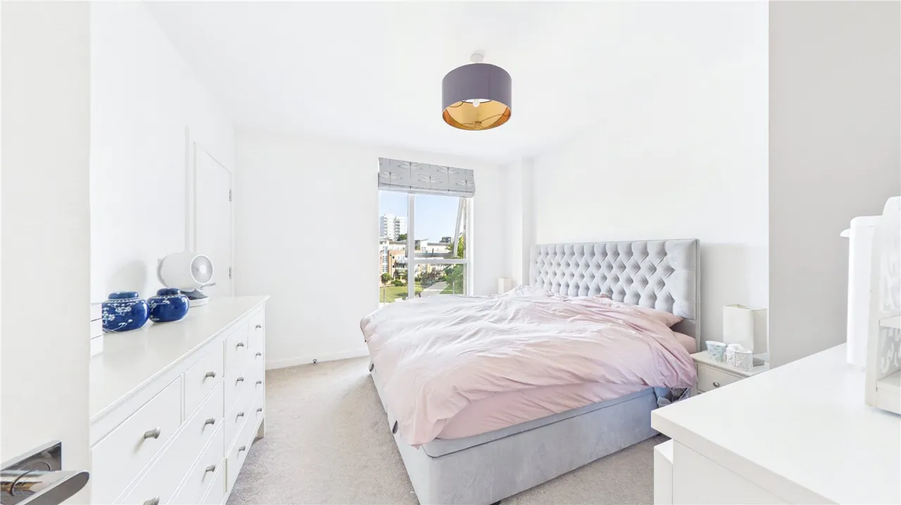 Bollo Bridge Road, London, W3, photo 4