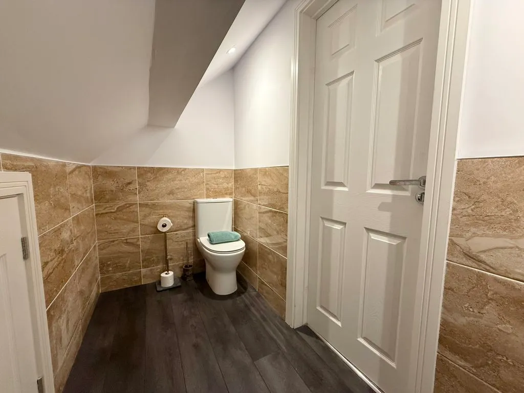 Arch Grove, Aylesbury HP18 0UN, photo 12