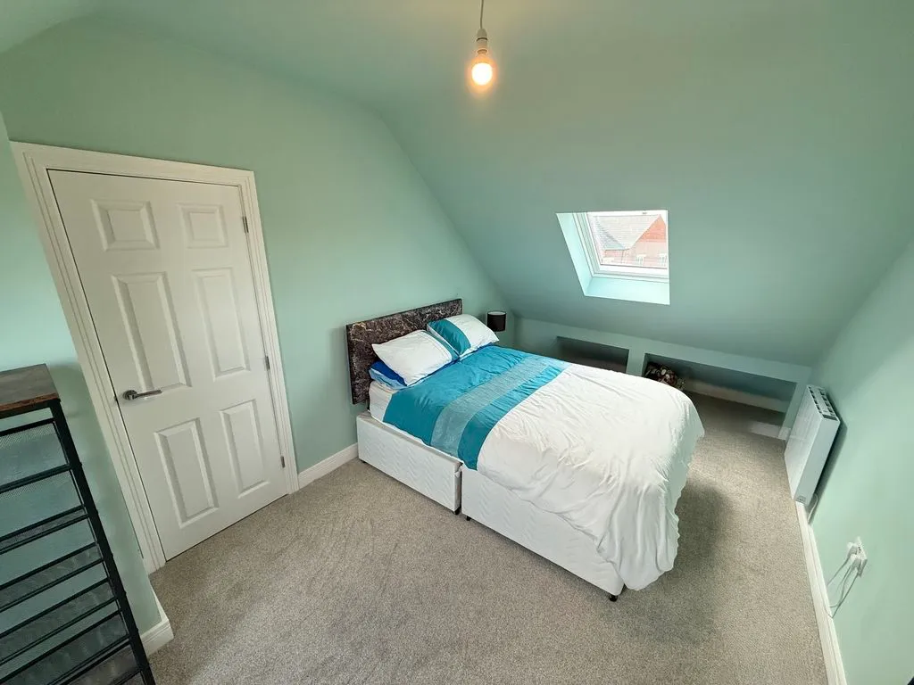 Arch Grove, Aylesbury HP18 0UN, photo 9