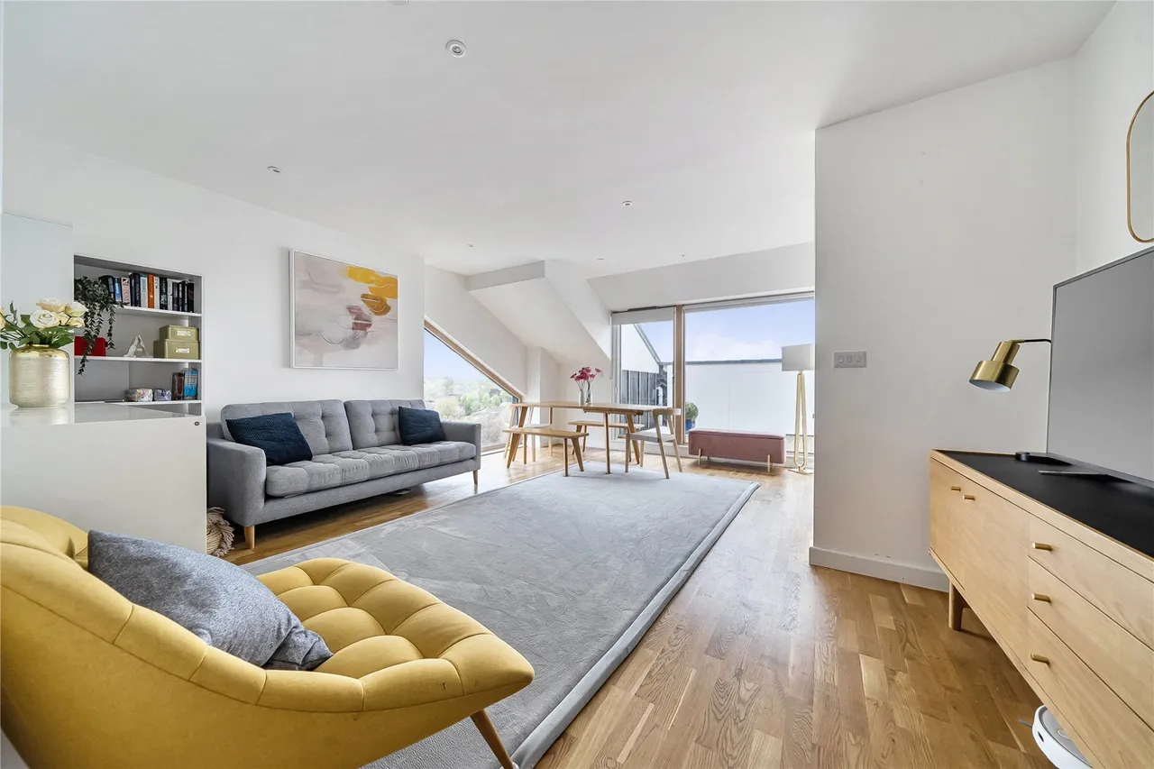 2 bed flat for sale — St. Mark's Square, Bromley, BR2