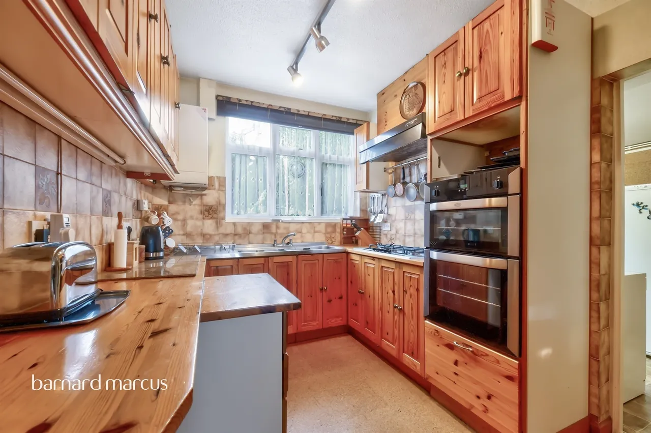 Colborne Way, Worcester Park, photo 7