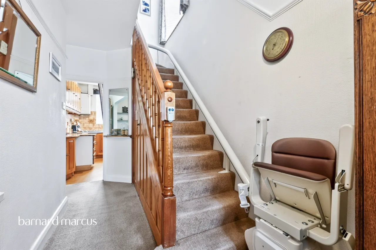 Colborne Way, Worcester Park, photo 10