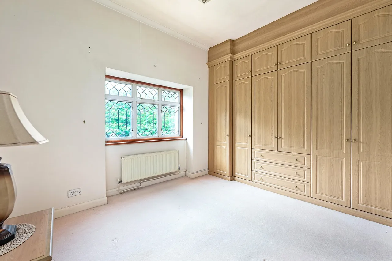 Acacia Road, Staines, TW18, photo 18