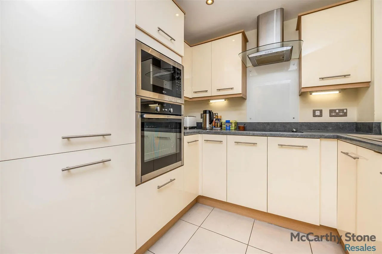 Park Road, Hagley, DY9, photo 8