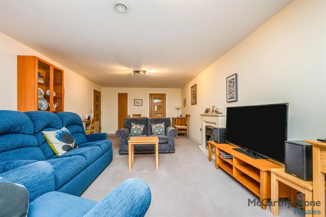 Park Road, Hagley, DY9, photo 4